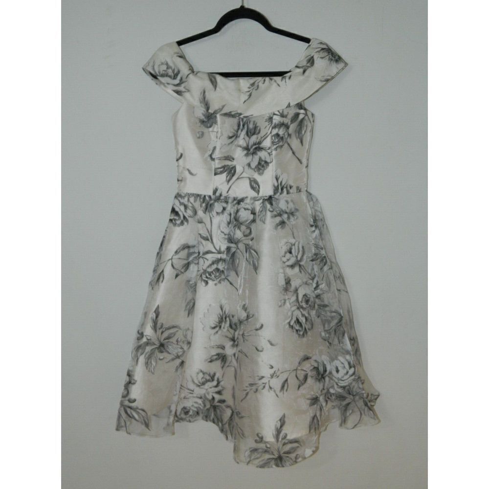 CHI CHI LONDON Dress SIZE 8 UK Ivory Black Floral Fit Flare Off Shoulders Size 4